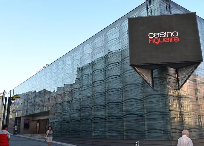 Casino & 公寓 菲盖拉-达福什